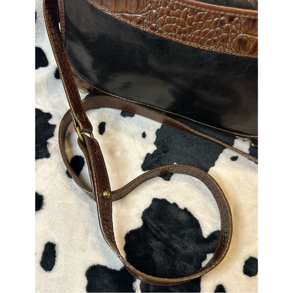 Brahmin VINTAGE Black Leather And Walnut Croc Embossed Crossbody Purse - Picture 2 of 8